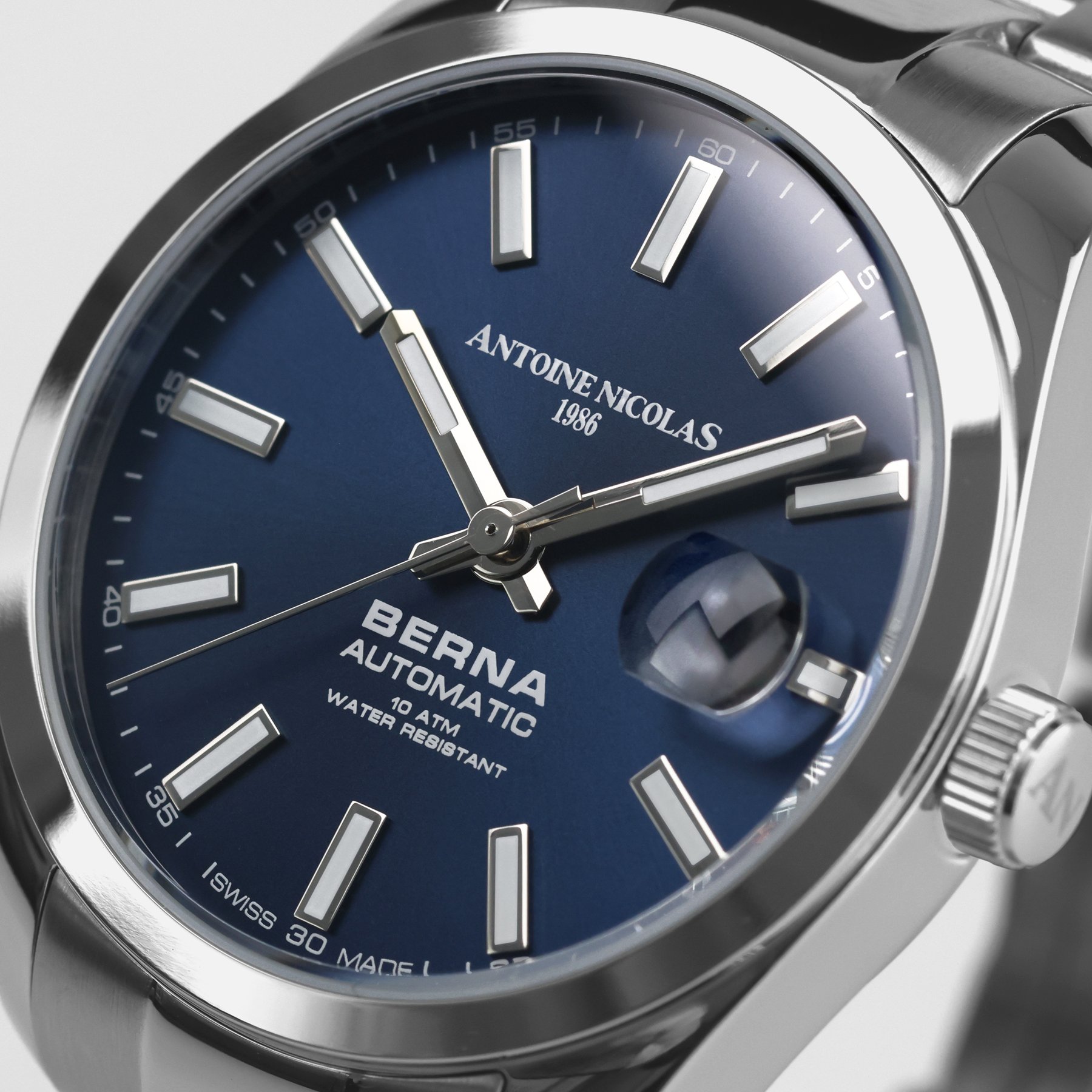 watchAntoineNicolasBerna (3) | La Grande Braderie Online | La Grande Braderie : Explorez nos articles de luxe de seconde main et découvrez nos articles de luxe d’occasion puis bénéficiez de nos offres spéciales sur articles de luxe ou dénichez l’article de luxe en promotion fait pour vous sur lagrandebraderie.online