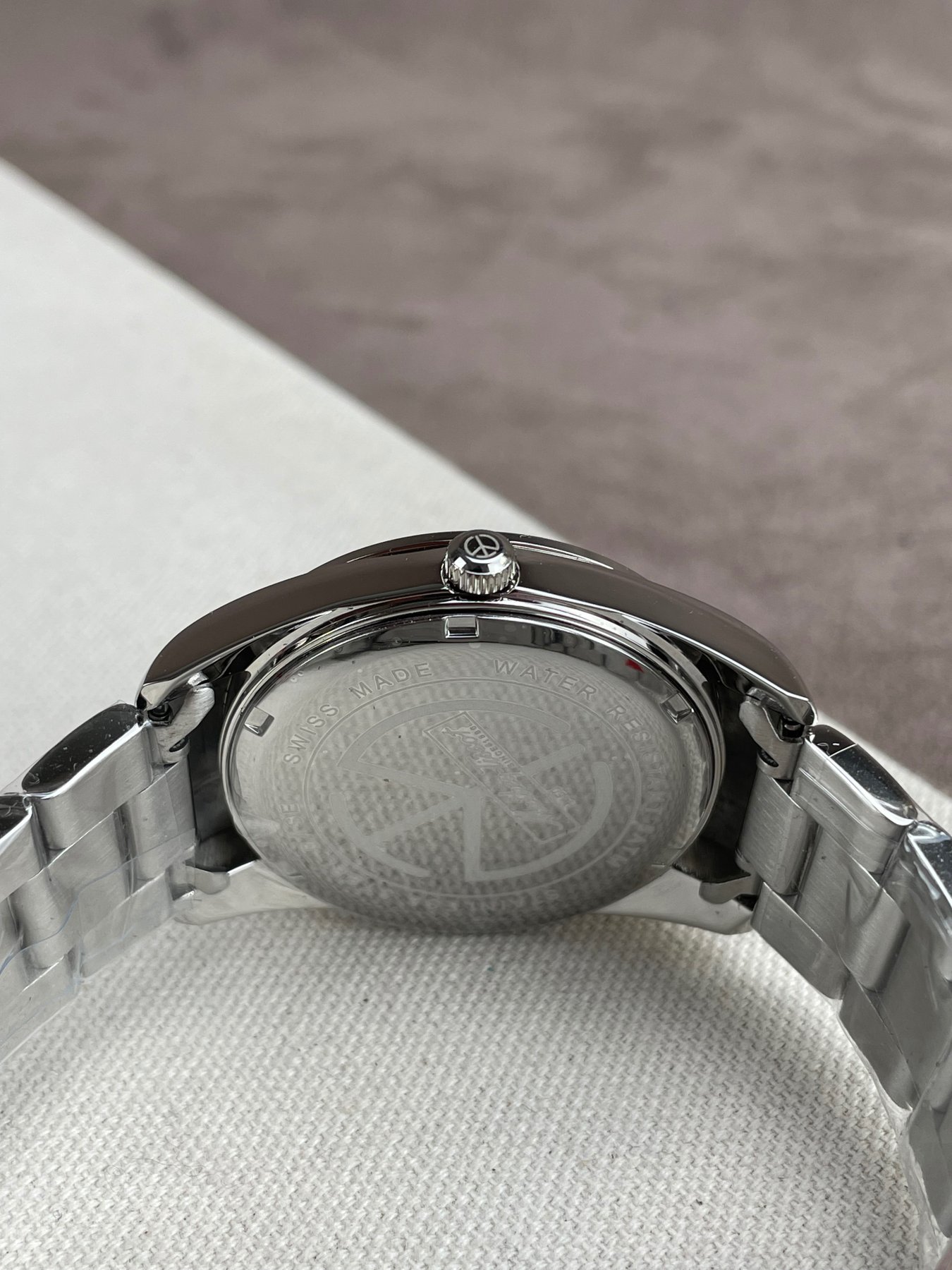 watchMatheyTissotOrient (5) | La Grande Braderie Online | La Grande Braderie : Explorez nos articles de luxe de seconde main et découvrez nos articles de luxe d’occasion puis bénéficiez de nos offres spéciales sur articles de luxe ou dénichez l’article de luxe en promotion fait pour vous sur lagrandebraderie.online